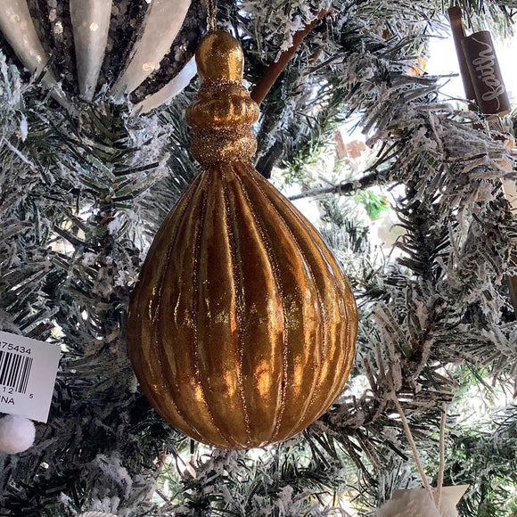 Gold/Teardrop Ornament