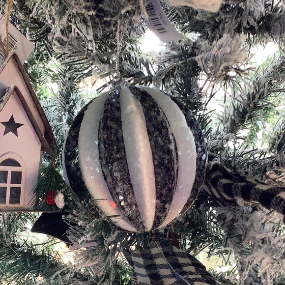 Blck/White Glitter Ornament